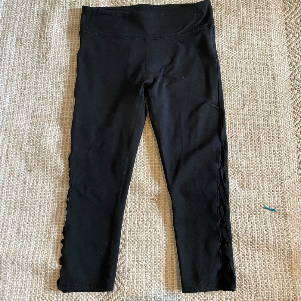 fabletics capris